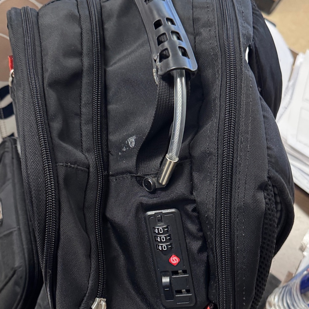 Backpack - Picture 10 of 11